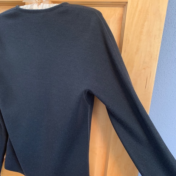 (K221) NWT Giorgio Armani Made In Italy Women’s Sz 4/US Button Up Sweater, Black - Picture 7 of 13